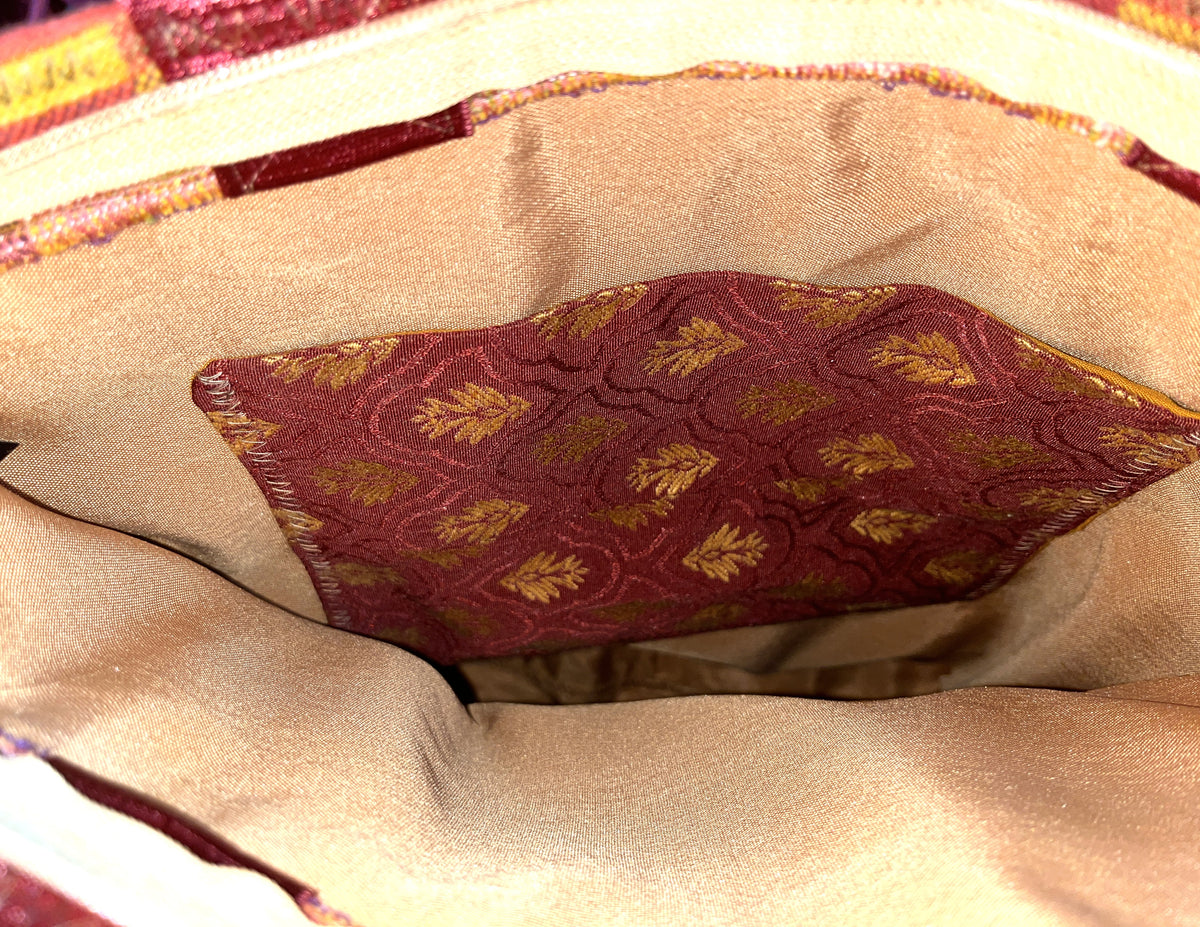 Tote Bag: Indian cotton weave with inside pocket, zipper closure