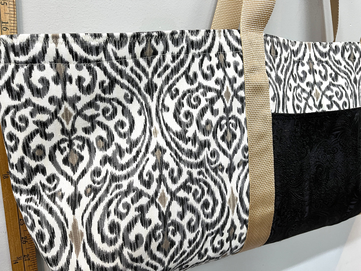 Yoga Mat Bag - Black Swirl pattern with outside pocket