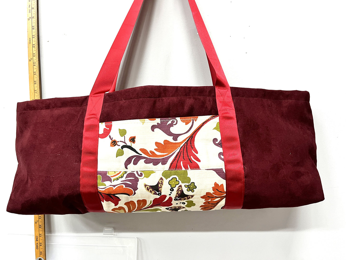 Yoga Mat Bag - Fun floral pattern on the outside pocket