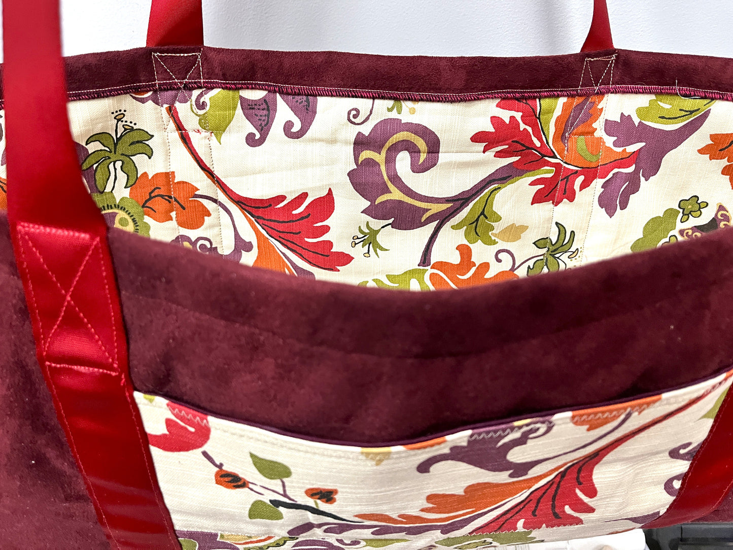 Yoga Mat Bag - Fun floral pattern on the outside pocket
