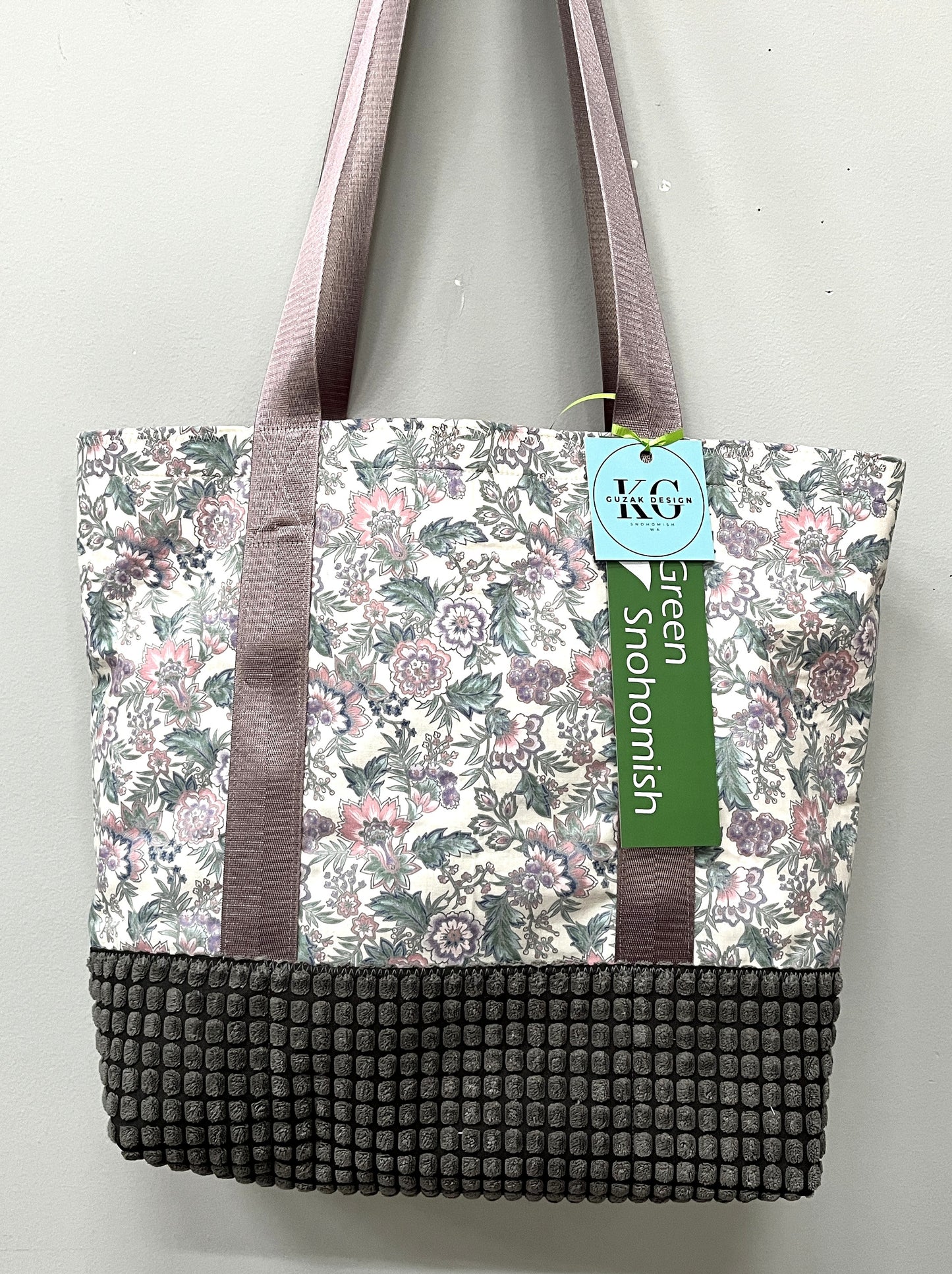 Tote Bag Lavender Flower with a fuzzy gray base and pink lining - inside pocket