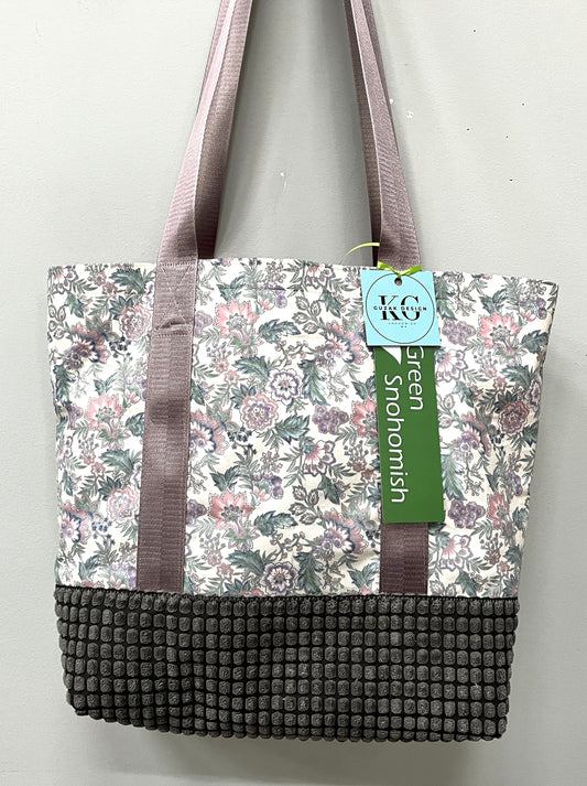 Tote Bag Lavender Flower with a fuzzy gray base and pink lining - inside pocket