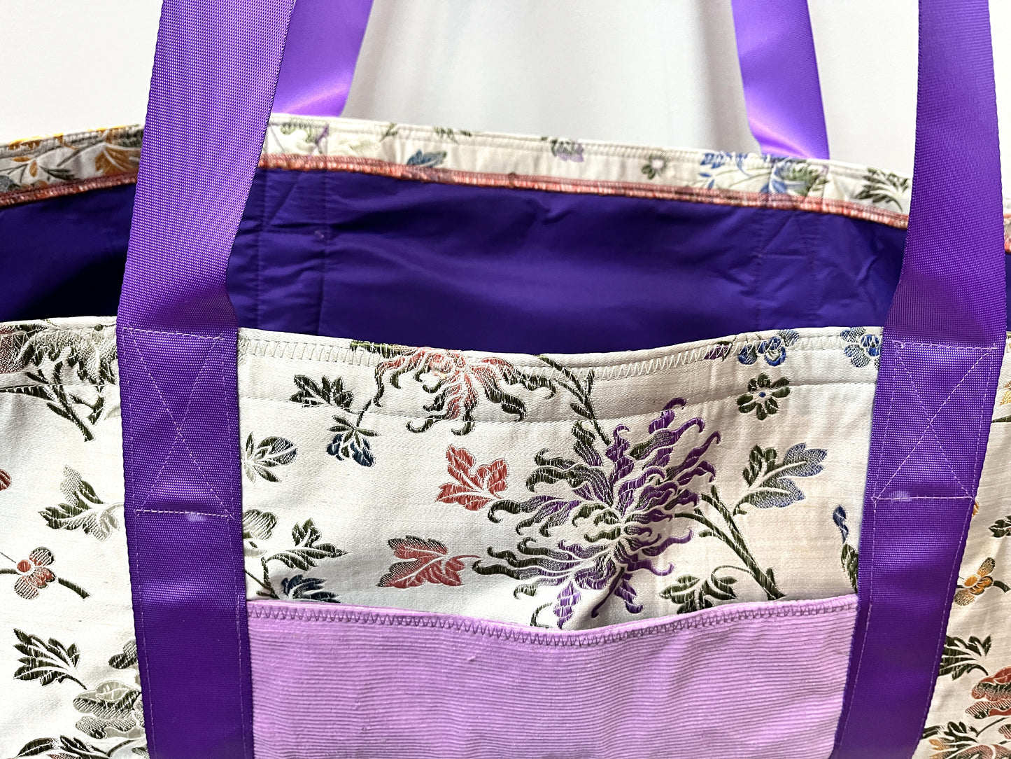 Yoga Mat Bag - Floral antique silk with lavender outer pockets
